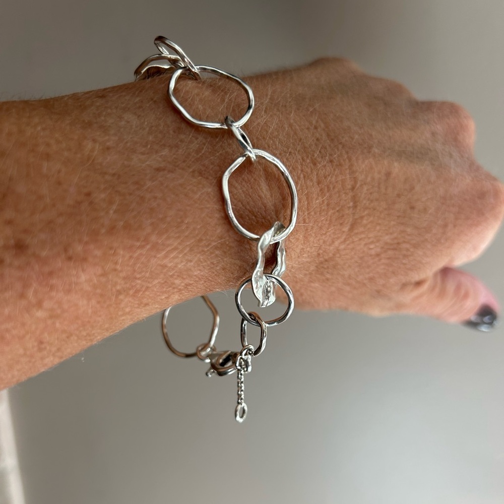 Silpada sterling silver hammered disc bracelet